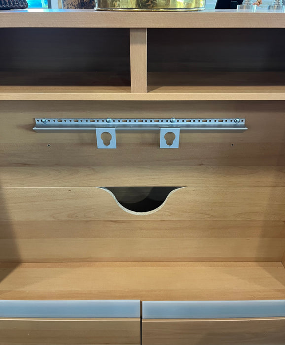 TV Cabinet w/ Mount