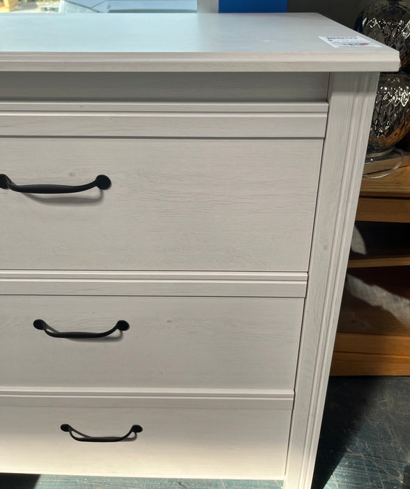 White 3-Drawer Dresser