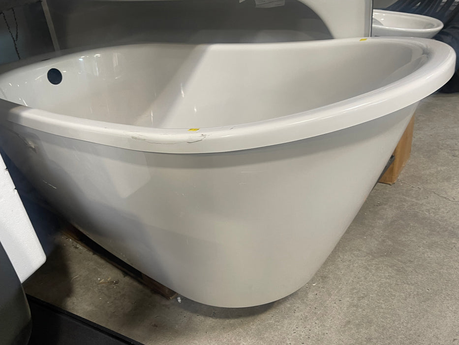 Freestanding Tub (new)