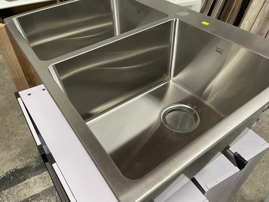 Double Kitchen Sink (new)