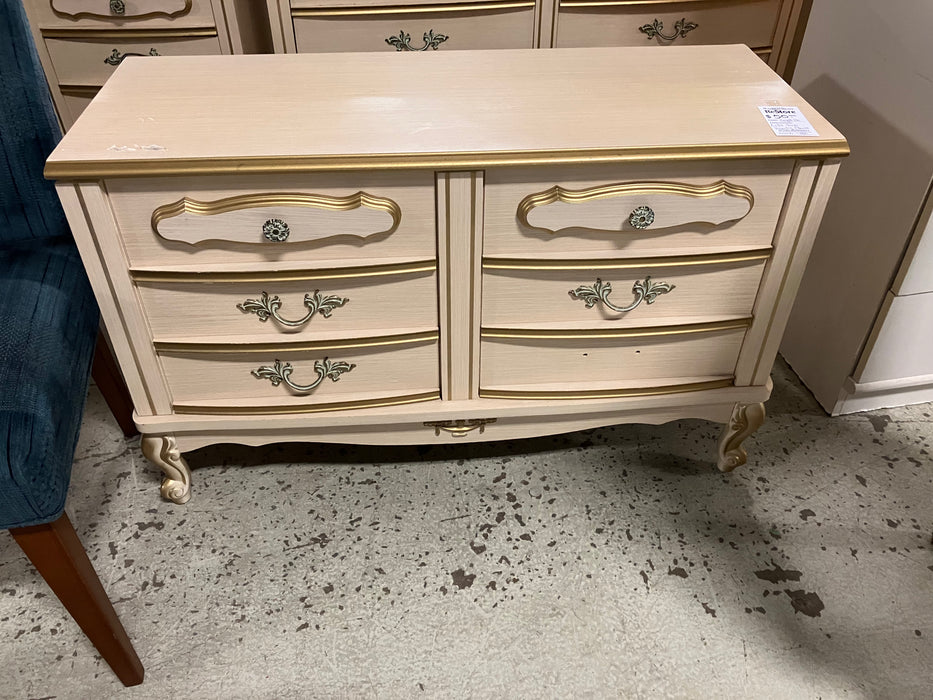 lift top Vanity Chest (used)