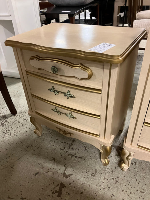 3-drawers Nightstand (used)