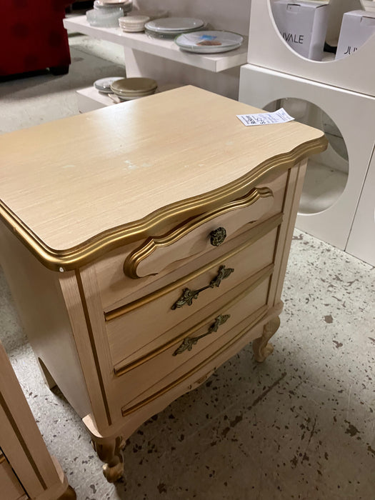 3-drawers Nightstand (used)