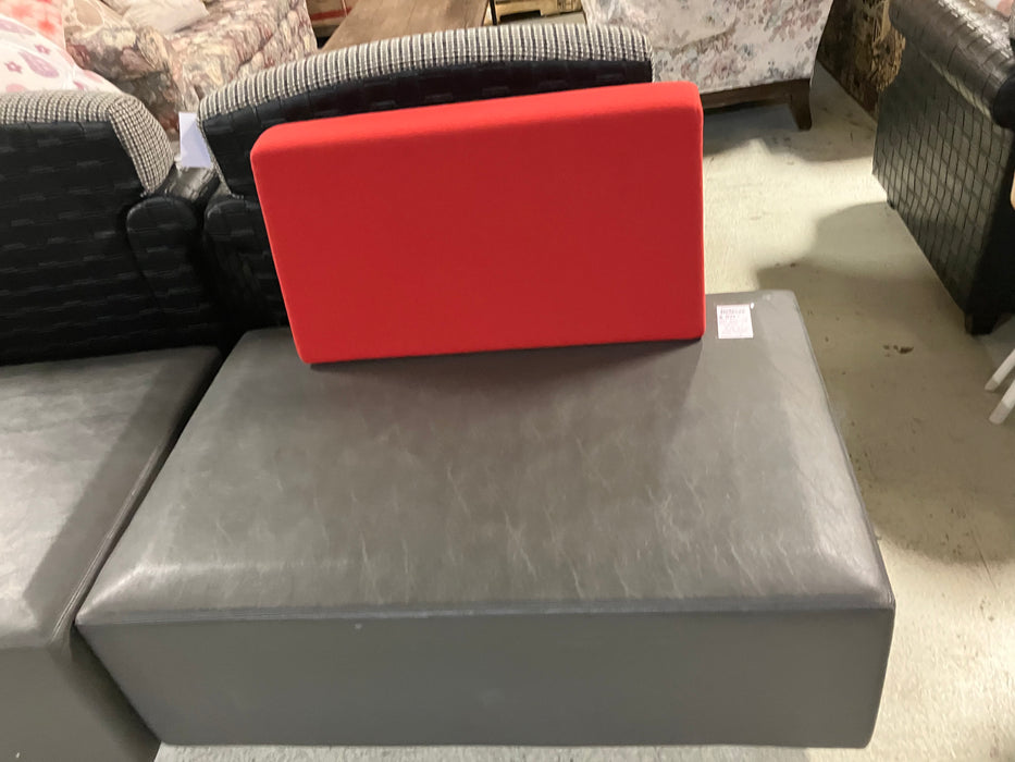 chair + red back (used)