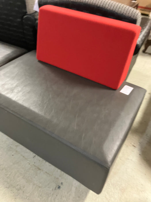 chair + red back (used)