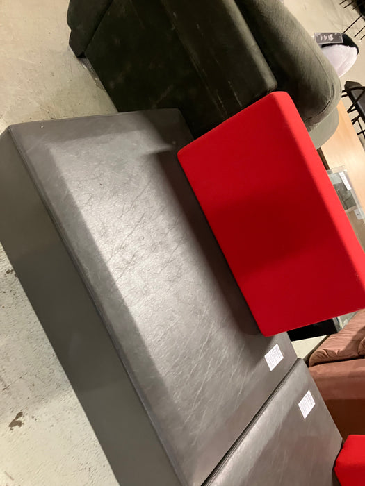 chair + red back (used)