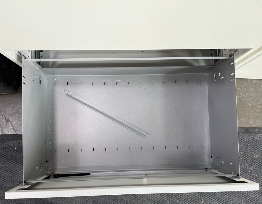 Filing Cabinet 30 in. x 18 in. (used)