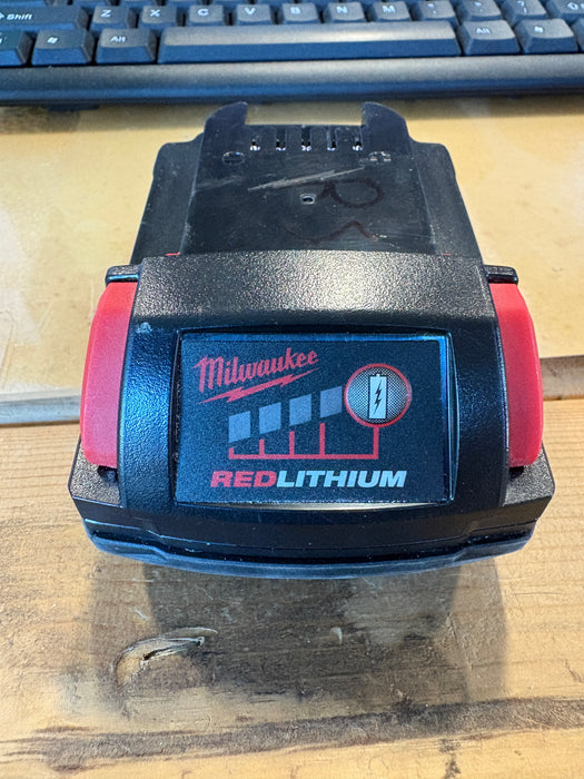 Milwaukee Tool 18V M18 Lithium-Ion Compact (CP) 2.0 Ah REDLITHIUM Battery (USED)