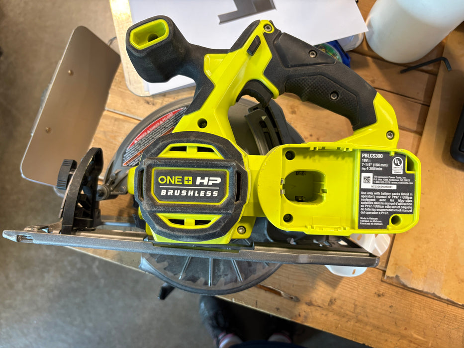 RYOBI 18V ONE+ HP Brushless Cordless 7 1/4-inch Circular Saw (Tool-Only) (USED)