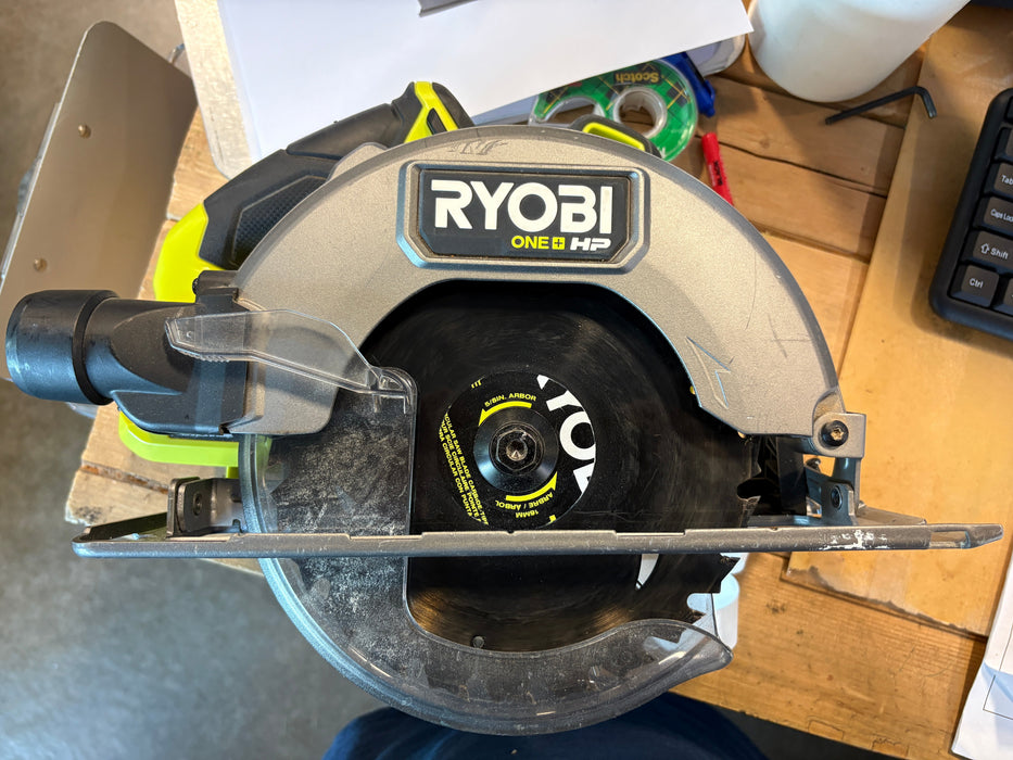 RYOBI 18V ONE+ HP Brushless Cordless 7 1/4-inch Circular Saw (Tool-Only) (USED)