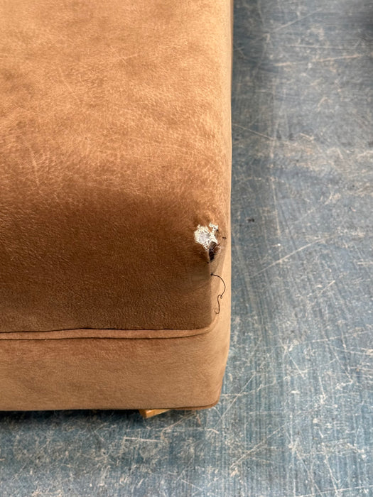 Brown Lounge Chair (used)