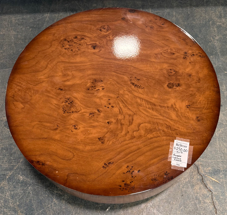 Modern 31.5" Round Coffee Table with Burl Veneer Finish, Walnut (new)