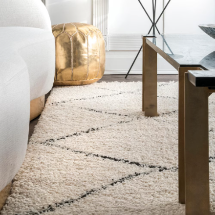 nuLOOM Jessie Moroccan Lattice Tassel Off White 5 ft. 3-inch x 7 ft. 7-inch Indoor Area Rug (New)