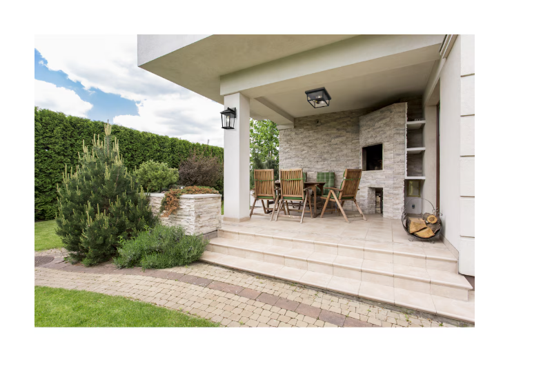 Z-Lite Beacon 1 Light Outdoor Wall Sconce in Black (New)