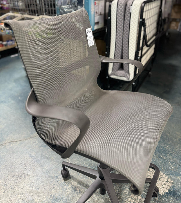 Mesh Office Chair with Adjustable Height & Rolling Base