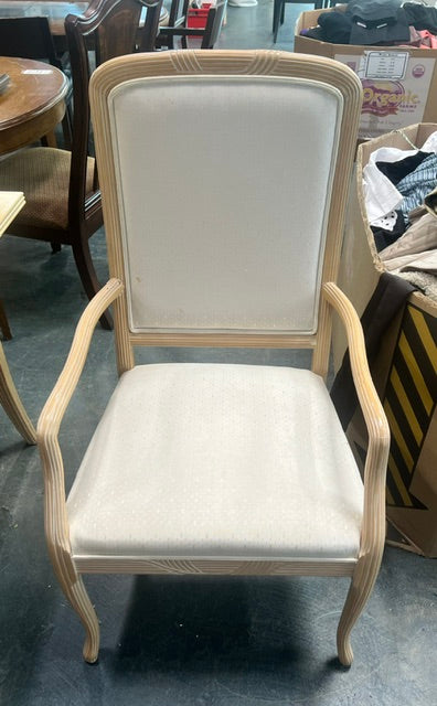 Extendable Dining Set with 6 Chairs (used)