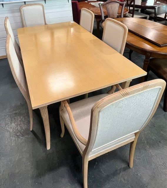 Extendable Dining Set with 6 Chairs (used)