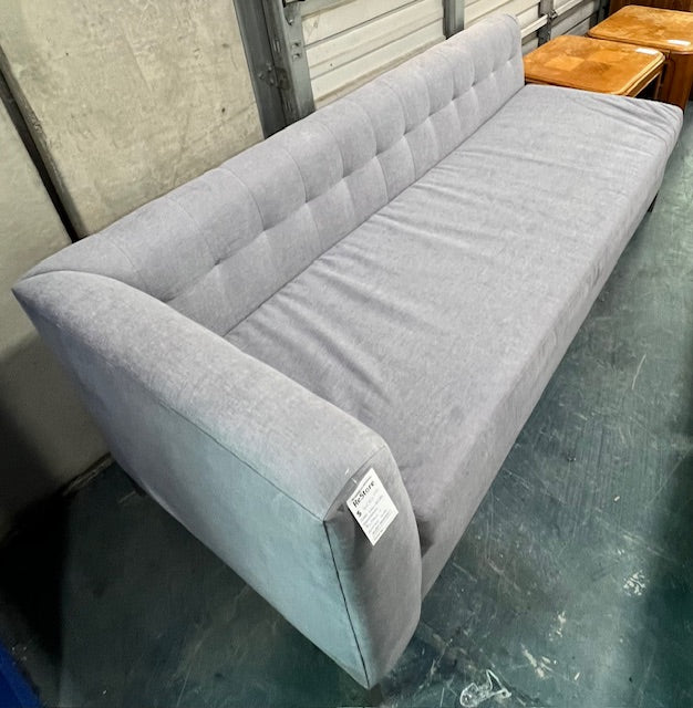 Left Arm Tuffed Sofa