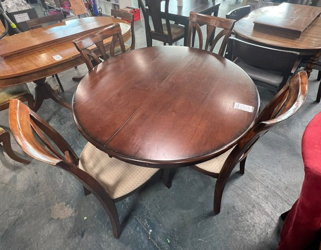 Dining Set with 4 Chairs (used)