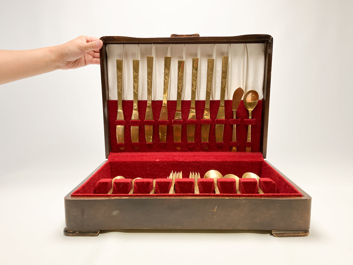 51Piece Flatware Set — Habitat for Humanity Greater Vancouver