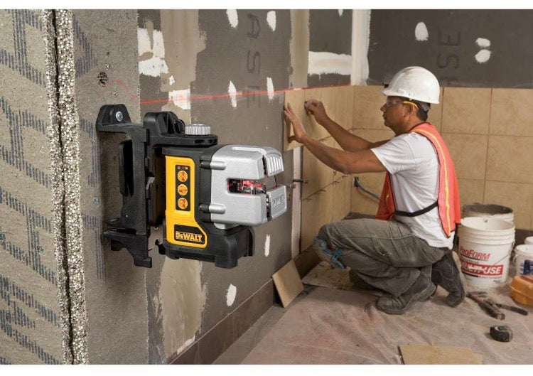 DEWALT 50 ft. & 165 ft. Red Self-Leveling 3-Beam Cross Line Laser Level with (4) AA Bateries & Case