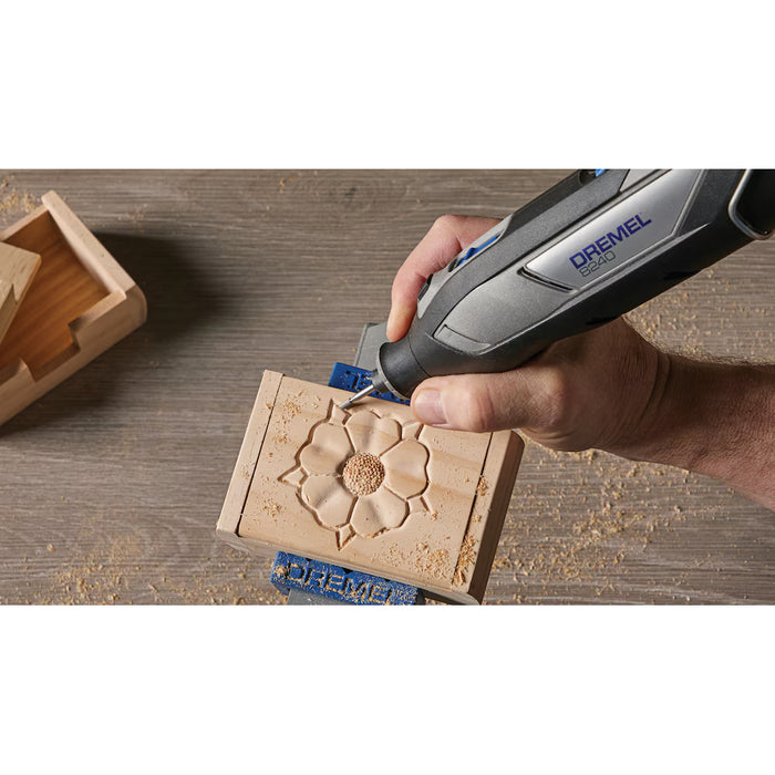 Dremel 8240-5 12V Cordless Rotary Tool Kit and Storage Bag (Used)