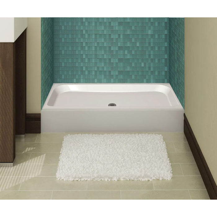 MAAX Alaska 48L x 32W x 7H Rectangular Centre Drain Fibreglass Shower Base Pan in White (new)