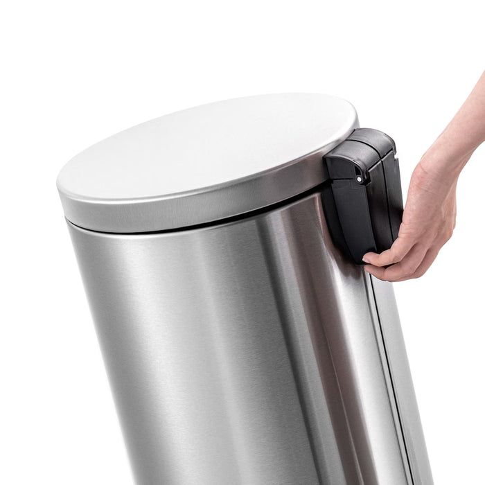 SS Round Shape Step-On Garbage Can 30L (New)