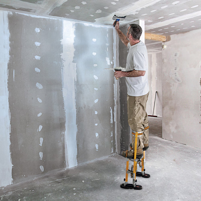 Metaltech Jobsite Series 18 in. to 30 in. All Aluminum Heavy-Duty Drywall Stilts, 225 lbs. Load Capacity (new