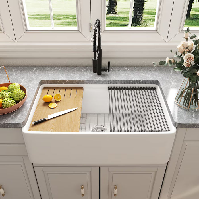 DeerValley White Fireclay 33 in. Single Bowl Farmhouse Apron Workstation Kitchen Sink (NEW)