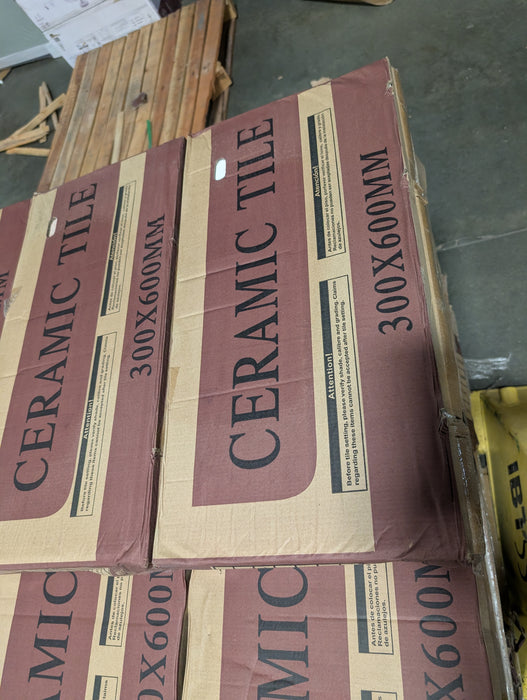 12"x24" Ceramic Glossy Light Gray/White Linear Tile (8pcs/box 15.2sqft/box) (New)