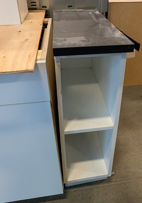 Glossy/Matte White 14-Piece Kitchen Cabinet Set (Used)