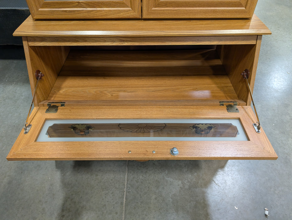 Vintage Wood And Etched Glass Locking Gun Cabinet (Used)