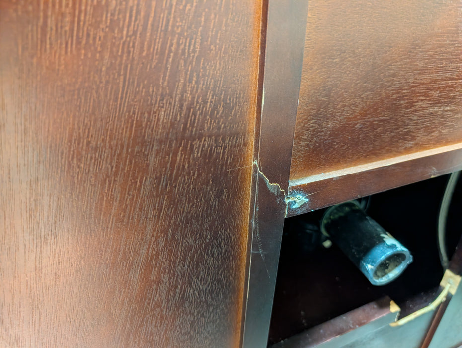 Dacosti 42 in. W x 22 in. D x 34 in. H Single Sink Bath Vanity (Used)