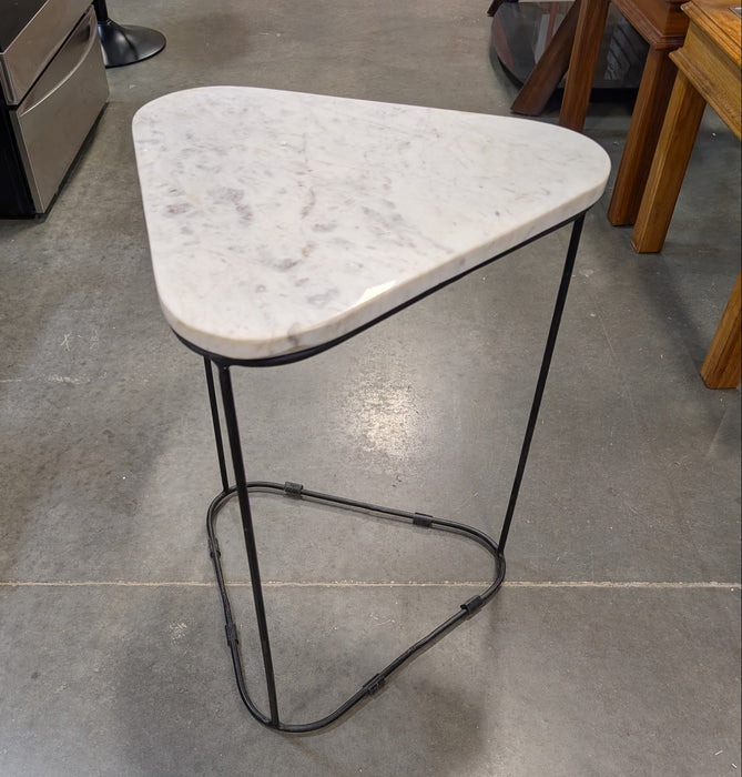 Gisa Table - BARE-ET3224