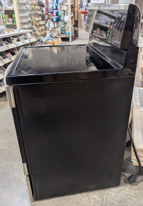 Kemore Elite 30-inch slide-in/freestanding electric range 6.1 cu. ft. - 970C693832 (Used)