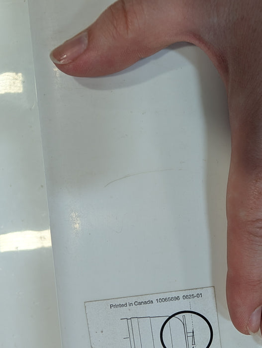 MAAX Bosca 60" x 30" x 20" 16.75" Soaking Depth Righthand Drain White Acrylic Bathtub (As Is)