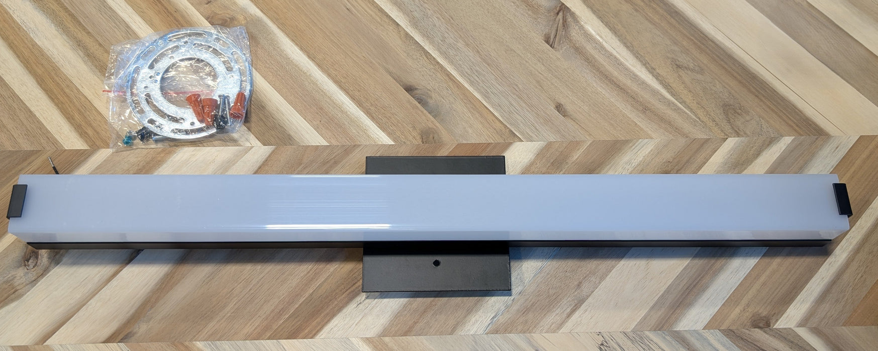 Royce LED Recessed Vanity Light Bar - L722862BK - (New)