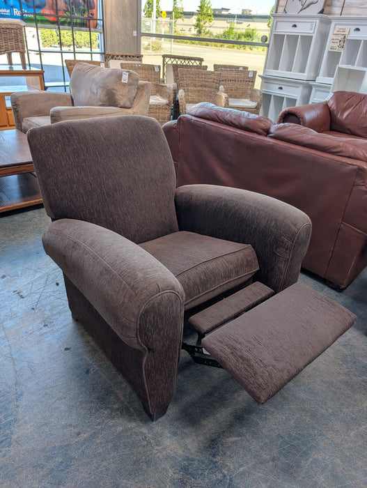Cozy Fabric Push-Back Recliner