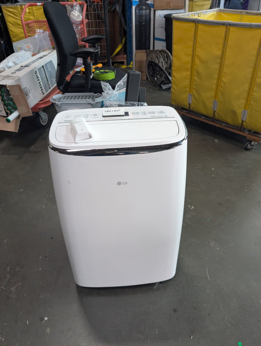 LG Electronics 10,000 BTU DOE/SACC (14,000 BTU ASHRAE) 115V Dual Inverter Smart Wi-Fi Portable Air Conditioner Cools 450 Sq. Ft. with Remote Control in White (new)