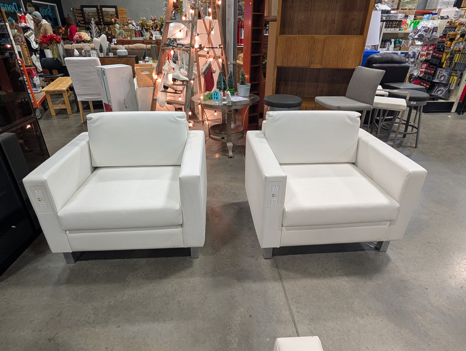 Roma Powered Chair (Used)