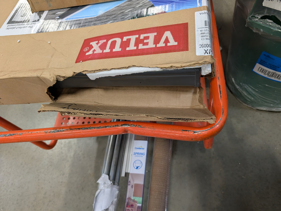 VELUX 22-1/2-inch x 46-1/2-inch Fixed Curb-Mount Skylight with Tempered Low-E3 Glass (New)