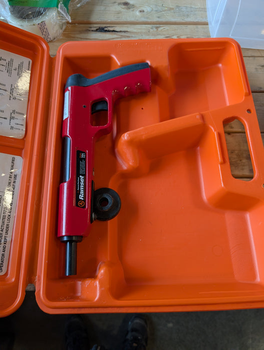 Ramset 721 Single Shot 22 Caliber Low Velocity Fastening Tool (Tool Only) (Used)
