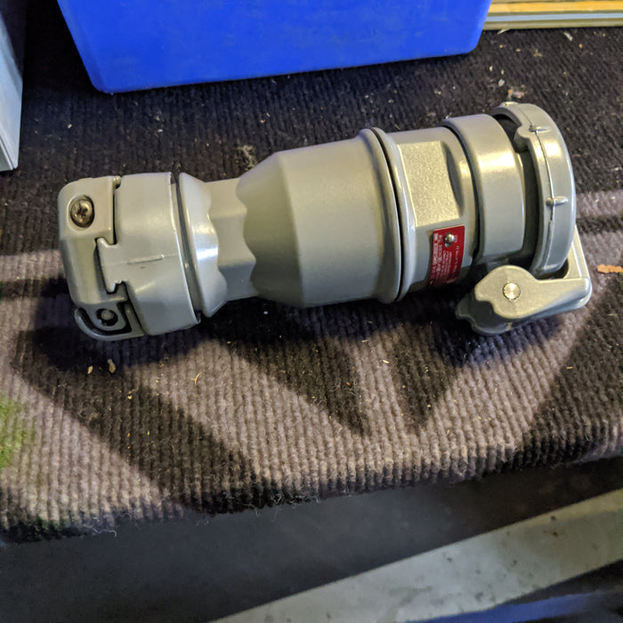 Industrial Straight Electrical Connector