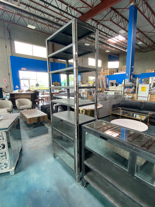 Mirrored Shelf (used)