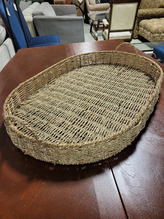 28" Oval Seagrass Serving Tray